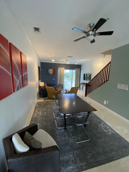 Dining Area - 6461 Indian Creek Dr