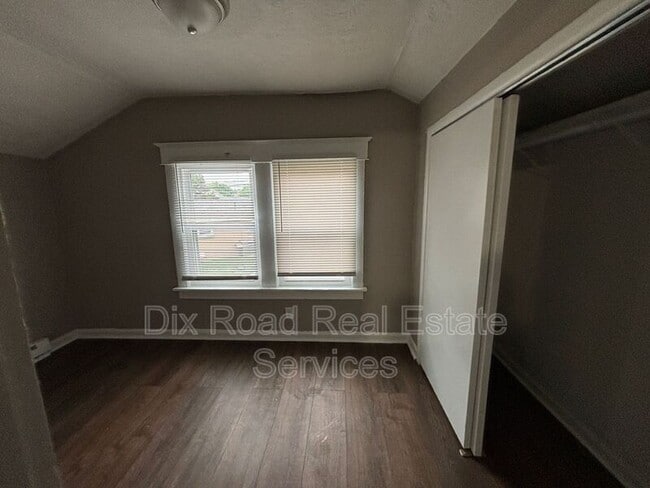 Building Photo - 3018 Tytus Ave