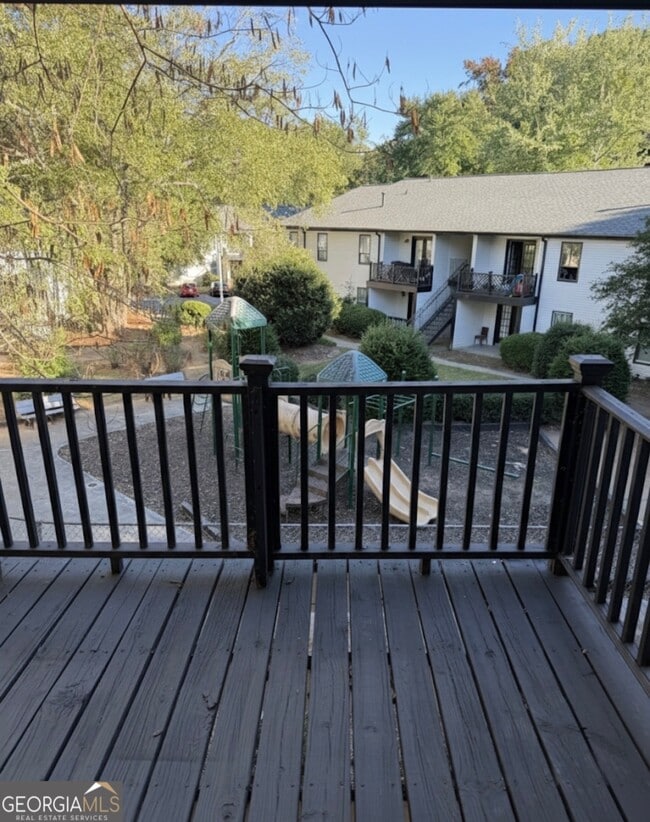 Building Photo - 3595 Woodbriar Cir