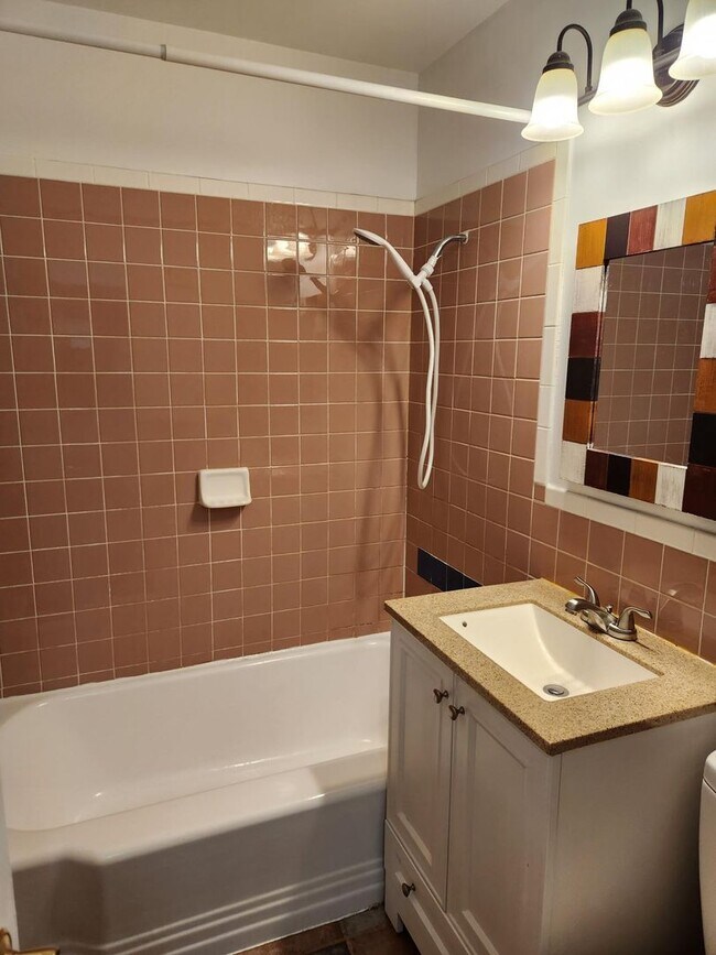 Building Photo - PRICE REDUCED! Gorgeous 4 bed/2 Bath home for rent $500 Off 1st Month Rent