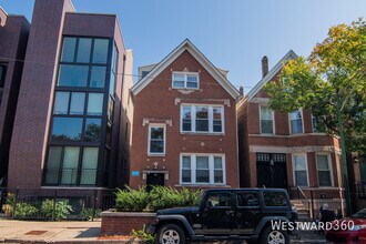 Building Photo - 2043 N Leavitt-G