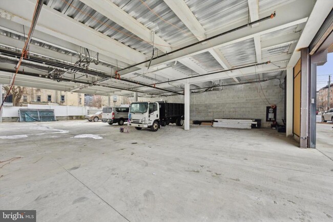 Building Photo - 1614 Ridge Ave