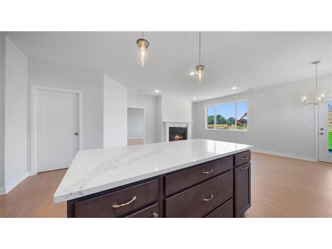 Building Photo - 123 Gambel St
