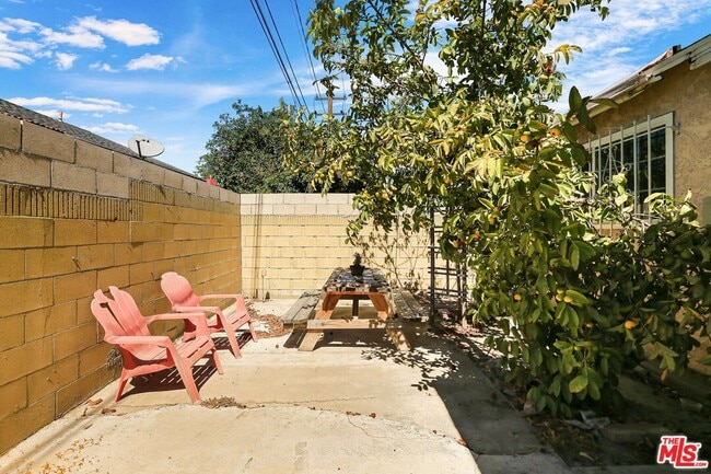 Building Photo - 16711 Mapes Ave