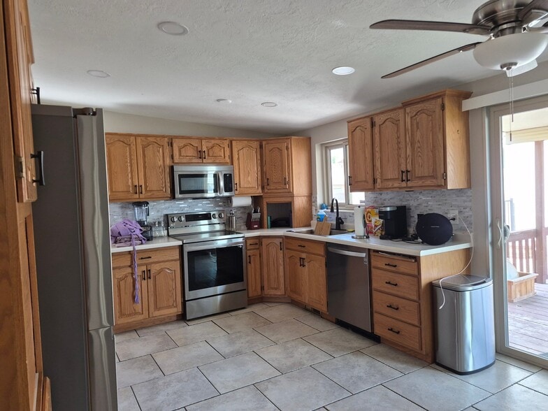 Building Photo - 3454 W Brett Ave