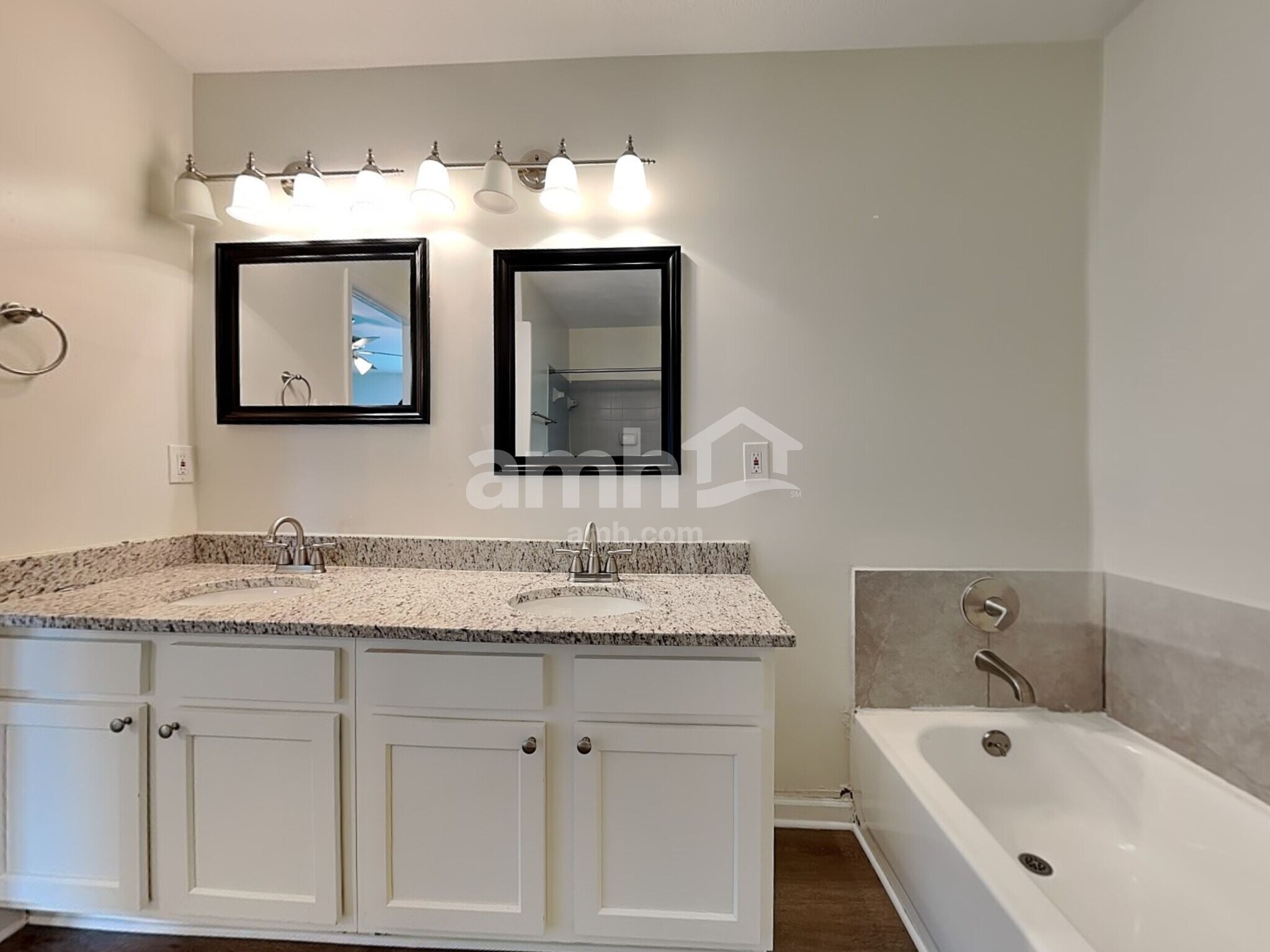 Building Photo - 6158 Glennsbury Ct