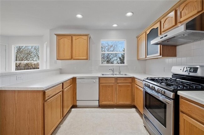 Building Photo - 5608 Netleaf Rd