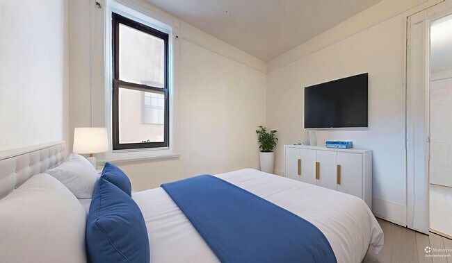 Building Photo - 251 10th St