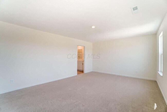 Building Photo - 852 Sunny Vale Dr