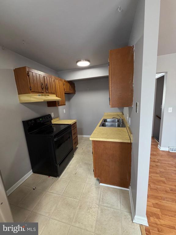 Building Photo - 1243 Peggy Dr