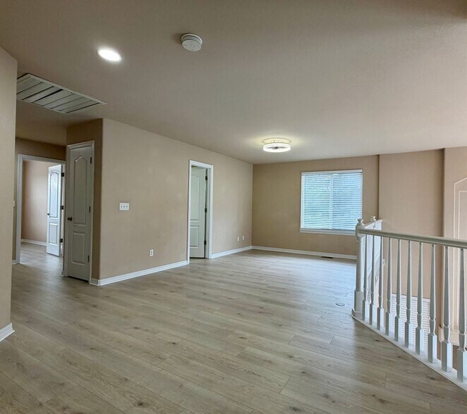 Building Photo - 22163 E Rowland Pl