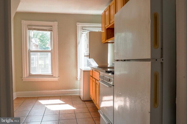 Building Photo - 444 W Bringhurst St