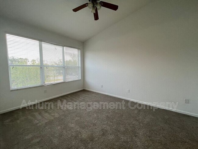 Building Photo - 651 Allerton Way