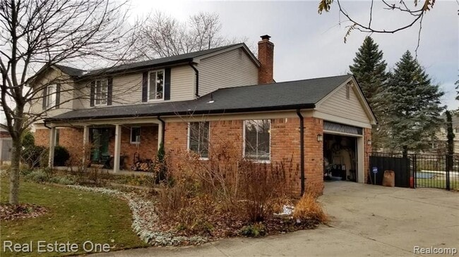 Building Photo - 5837 Folkstone Dr