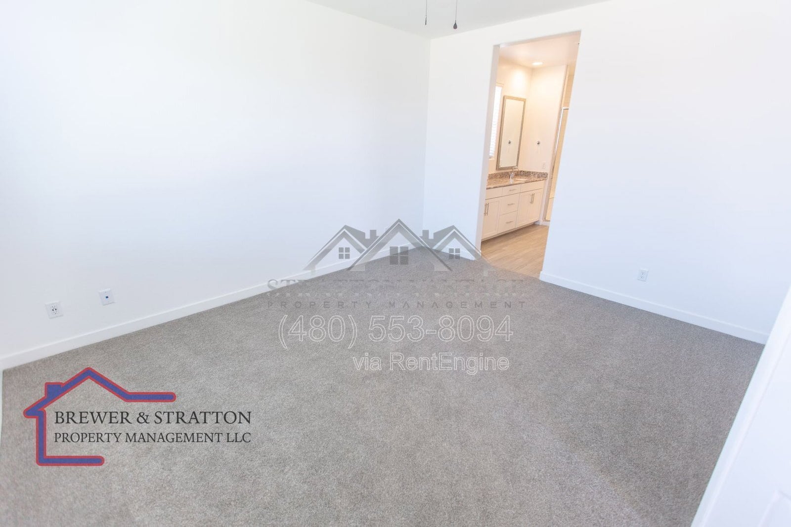 Building Photo - 2226 E Kelly Dr