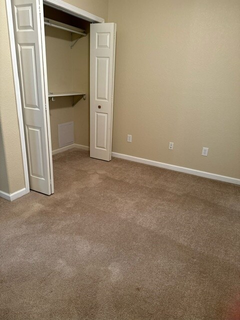 Building Photo - 7630 N Magnolia Rd