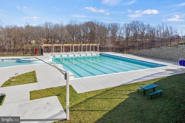Building Photo - 10610 High Beach Ct