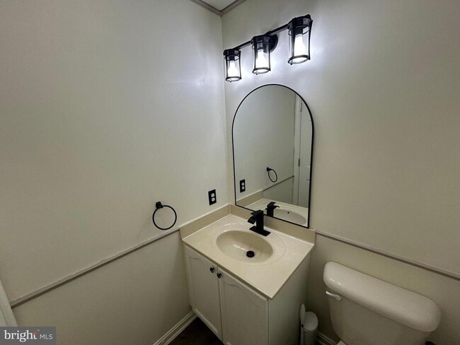 Building Photo - 13220 Willow Point Dr