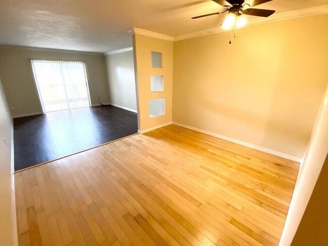 Building Photo - 1954 Conway Rd