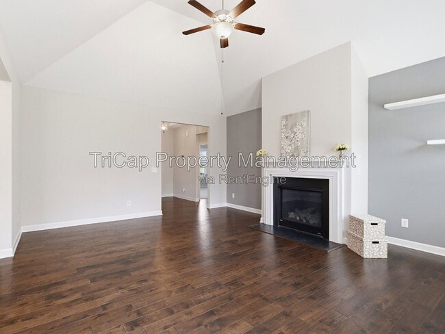 Building Photo - 8029 Crookneck Dr