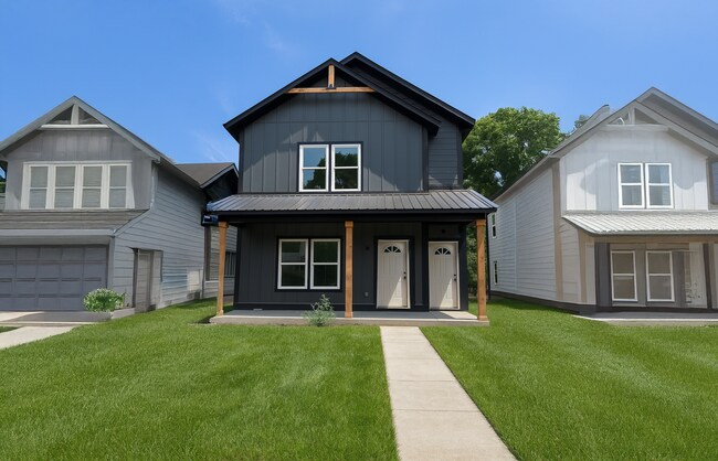Building Photo - 2813 N Talbott St
