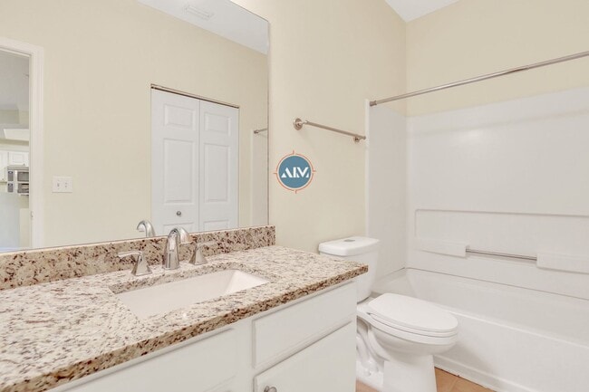 Building Photo - Live the Lowcountry Lifestyle in Comfort a...