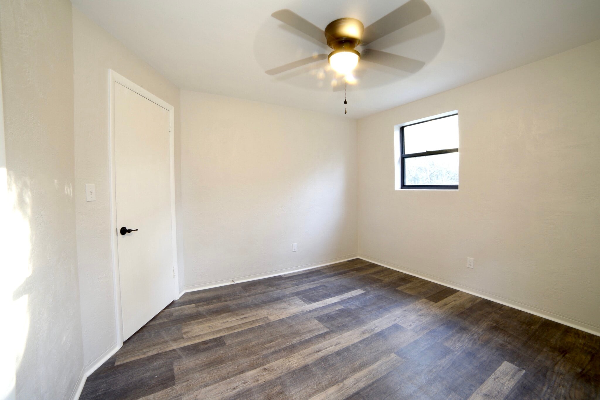 Bedroom 2 - 113 Astor St