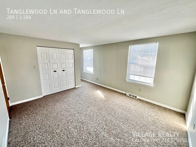 Building Photo - 442 Tanglewood Ln