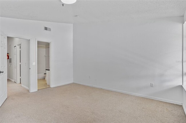 Building Photo - 1645 Windsor Oak Ct