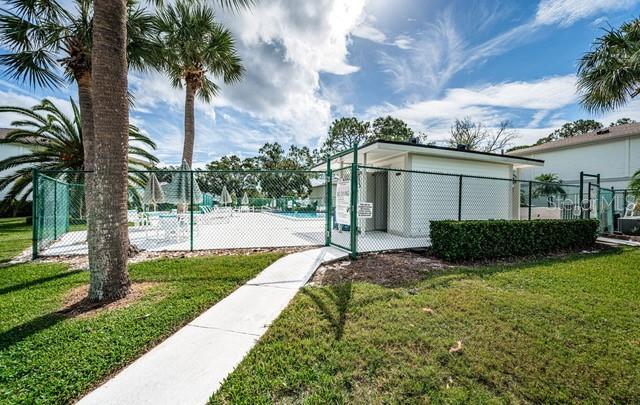 Building Photo - 416 Meadow Ln