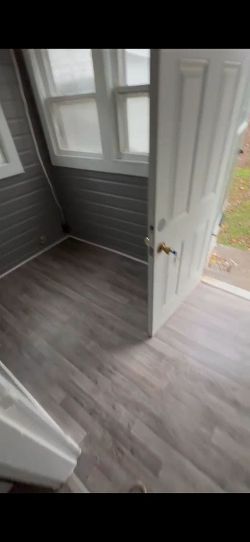 Building Photo - Coming Soon — Renovated 1 Bedroom Home in Nevada, MO!