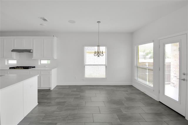 Building Photo - 913 Peabody Dr