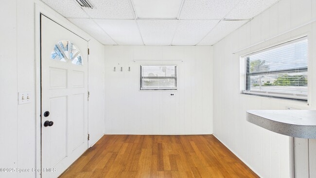 Building Photo - 106 Sunrise Ave