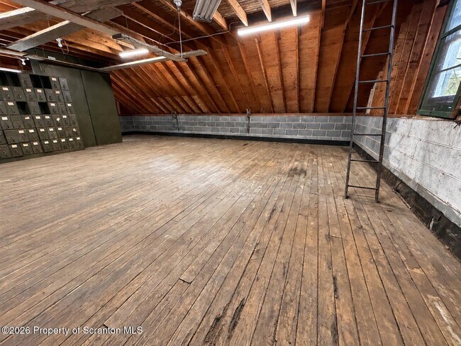 Building Photo - 241 Wheeler Ave