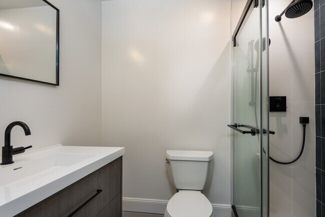 Building Photo - 474 Ulloa St