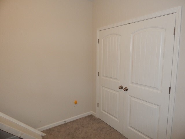 Building Photo - 229 Carvel Trl