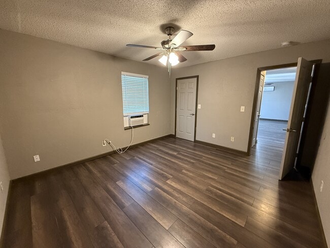 Building Photo - 1452 Co Rd 182