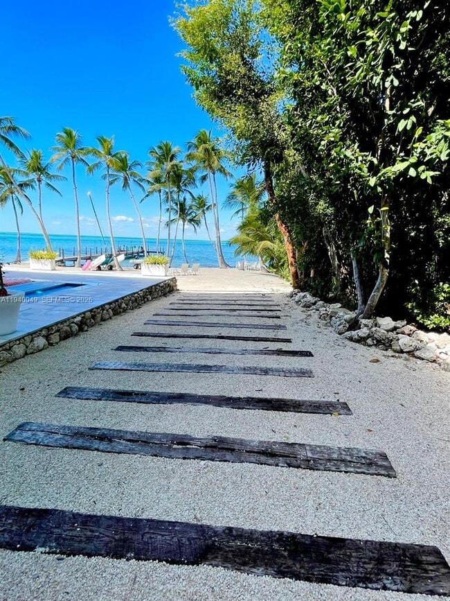 Building Photo - 96180 Overseas Hwy