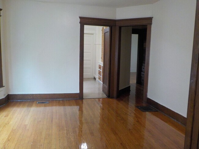 Building Photo - 969 Lancaster Ave