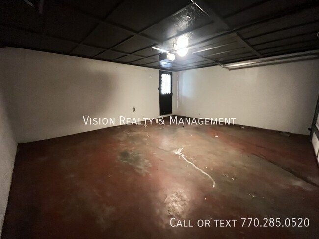 Building Photo - 153 Carroll Cir