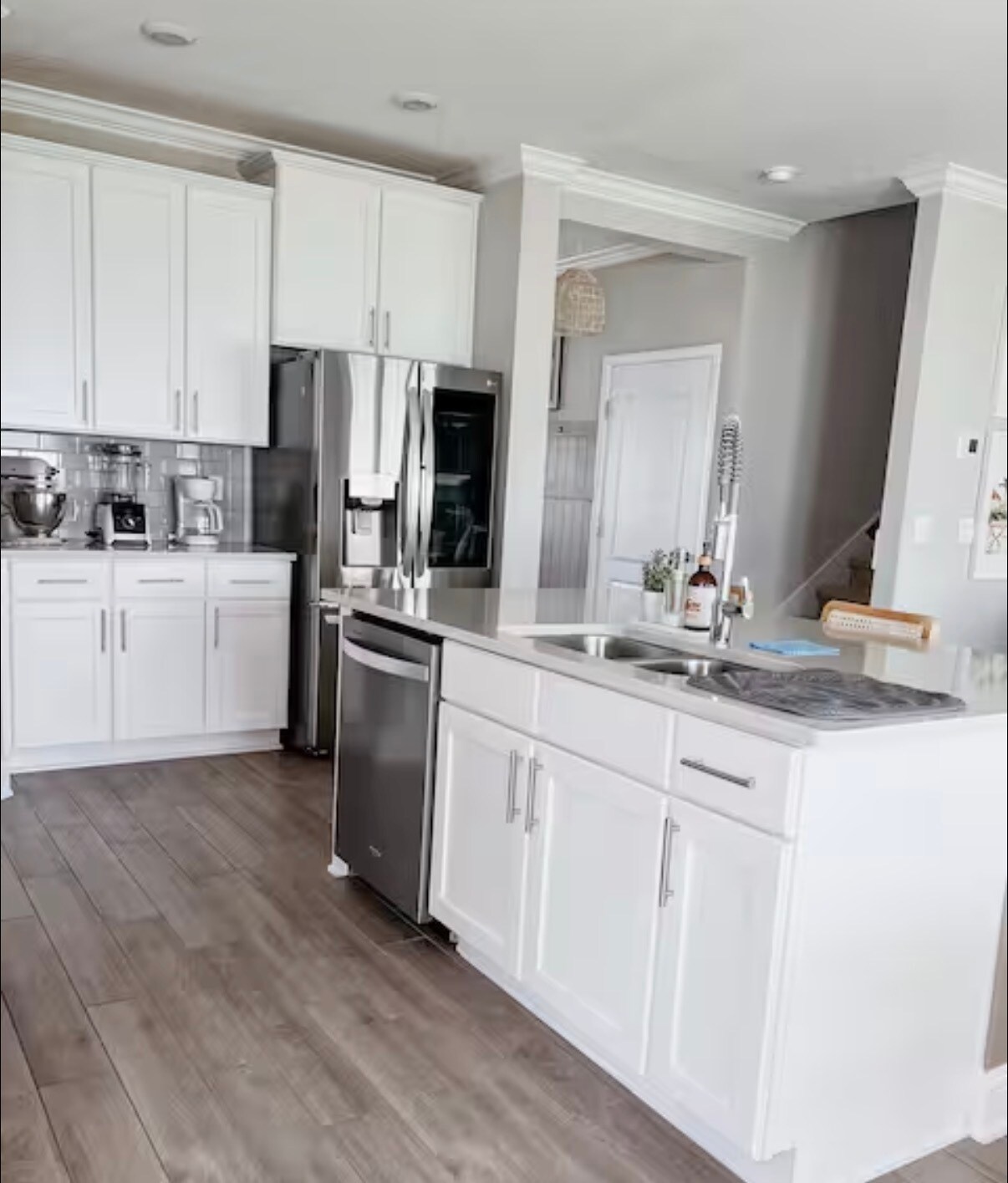 Building Photo - 290 Granite Ave