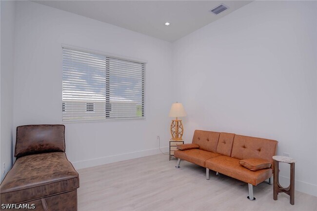 Building Photo - 5026 Ofanto Ln