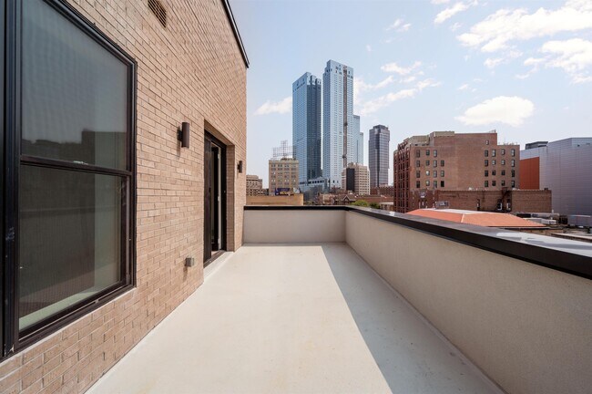 Primary Photo - 857 Bergen Ave