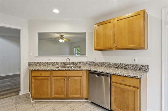 Building Photo - 208 Carrington Way