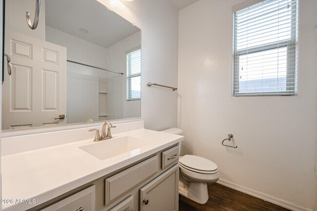 Building Photo - 2306 E Branham Ln