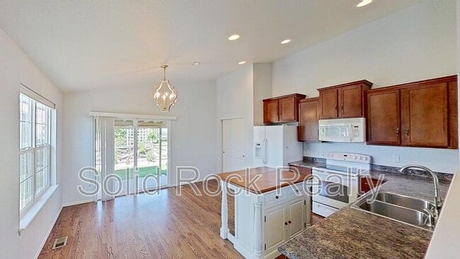 Building Photo - 6818 Whitebark Ln