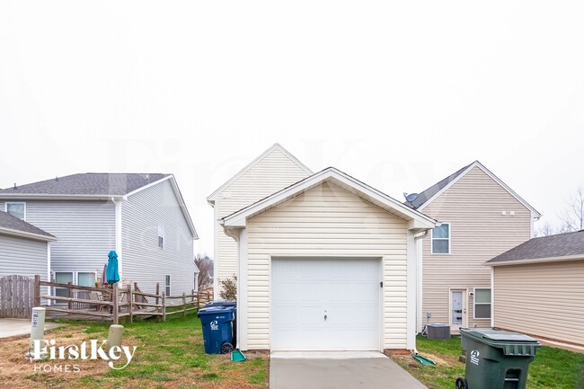 Building Photo - 11507 McDunkeld Dr