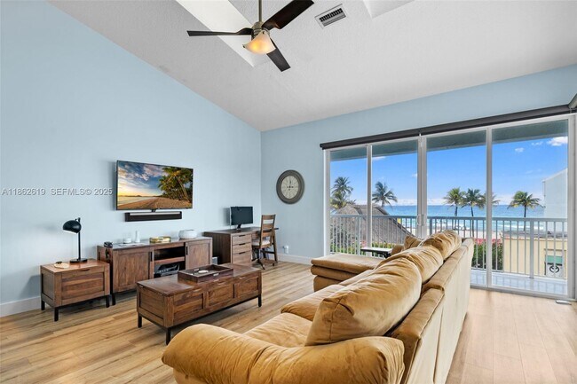 Building Photo - 311 N Surf Rd