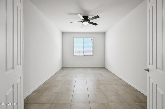 Building Photo - 13803 W Calle De Baca