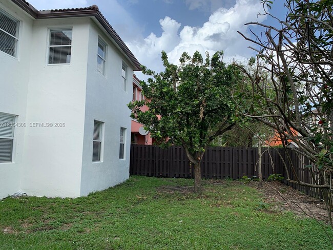 Building Photo - 14020 SW 152nd Terrace